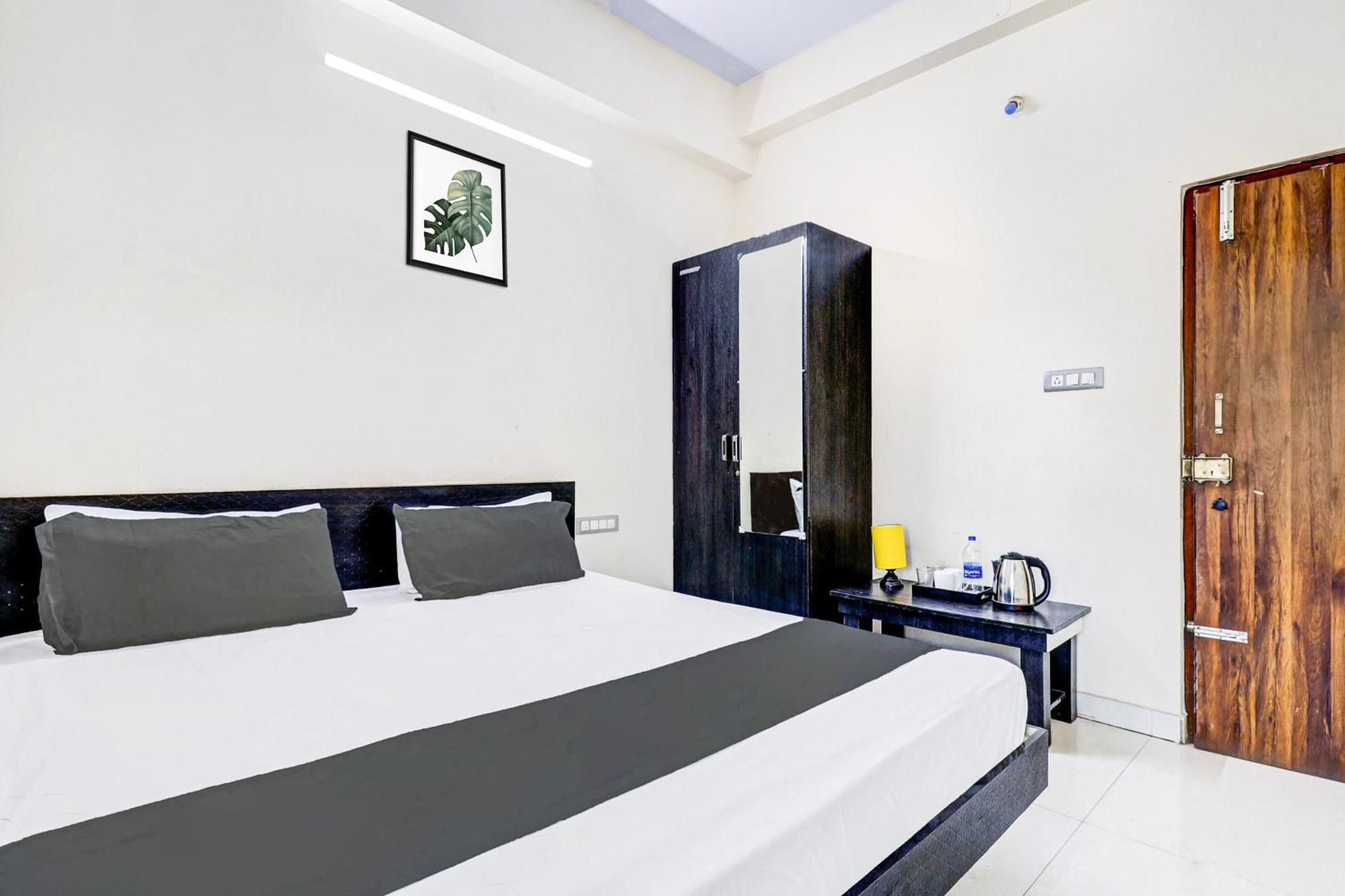 Hotel O Lakshmi Deluxe Lodge Tumkur 外观 照片